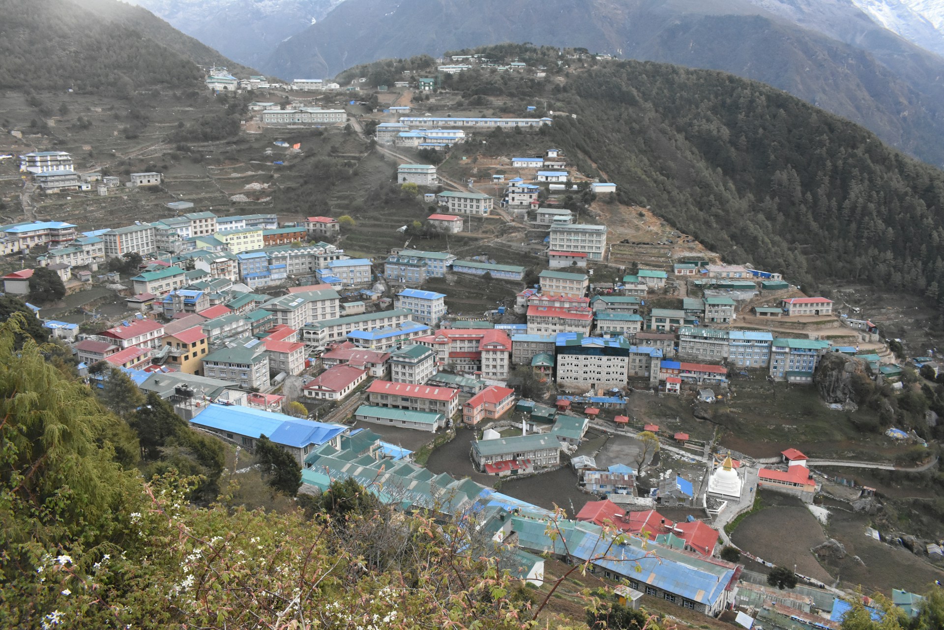 Namche Bazaar: Sherpa Town Panorama