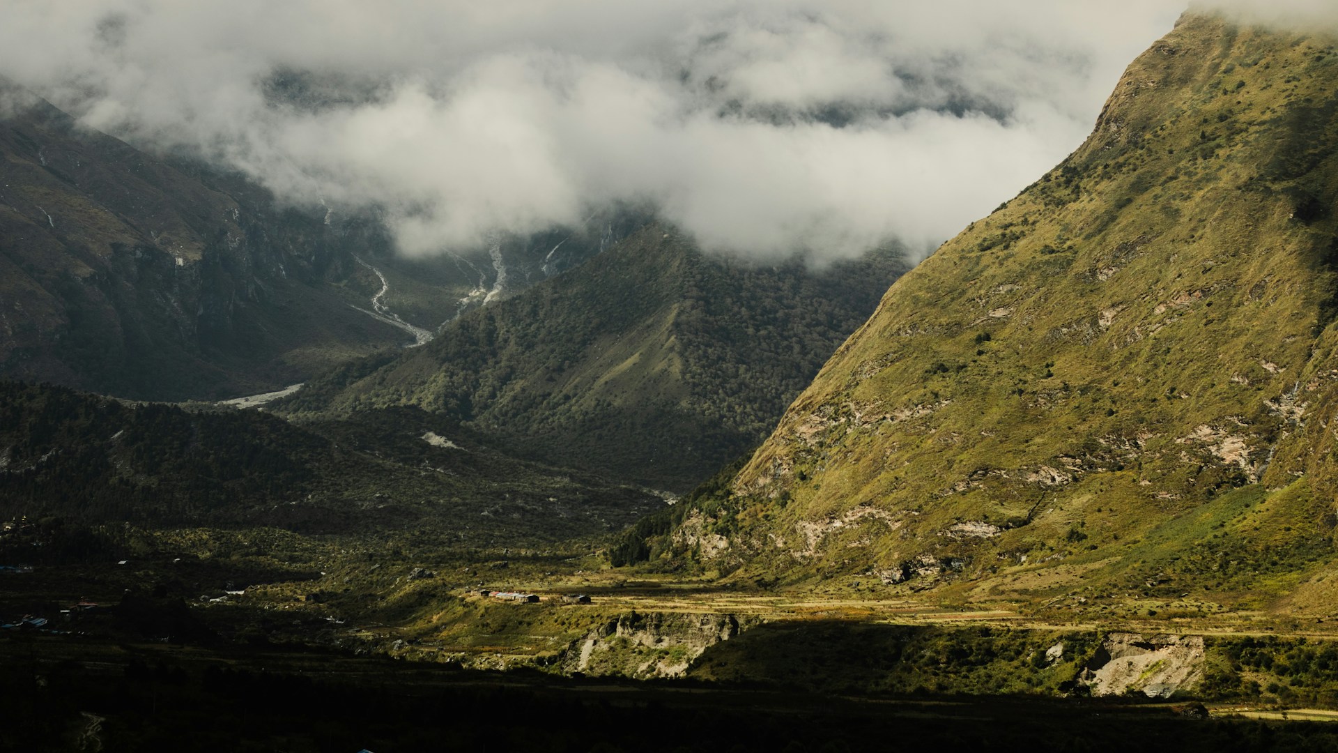 Cloud-Covered Peaks of Manaslu: A Breathtaking Start to Your Trekking Adventure